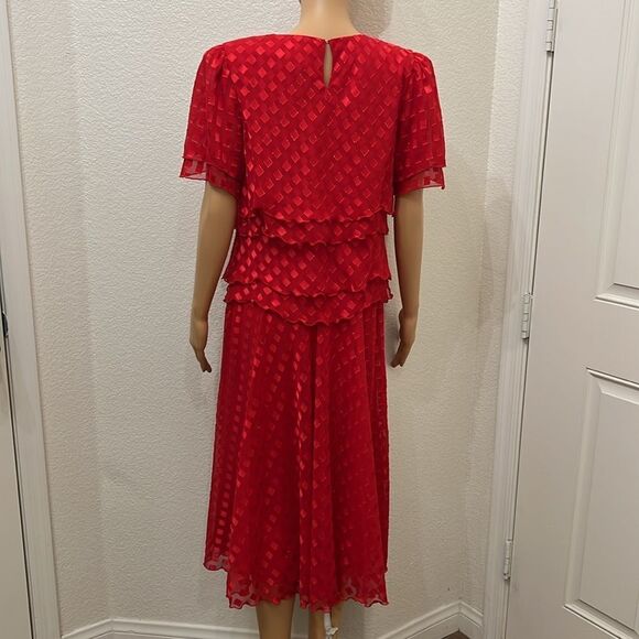 Ann Hobbs For Cattiva Dress Red Square Neck Short Sleeve Sheer Ruffle Midi Lined - Picture 7 of 11